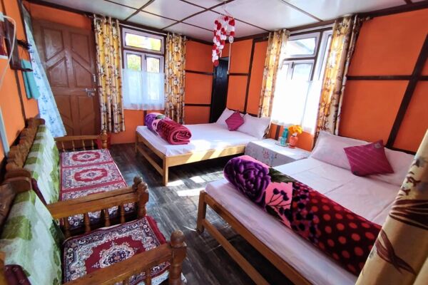 Hillsation Homestay room