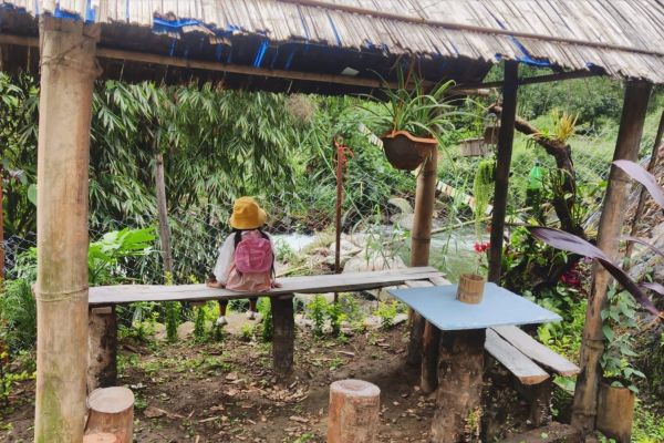 Singalila Riverside Farmstay cottage images